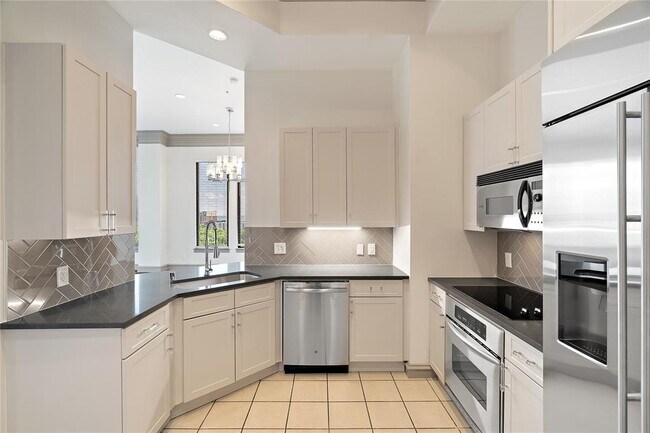 Photo - 3500 Fairmount St