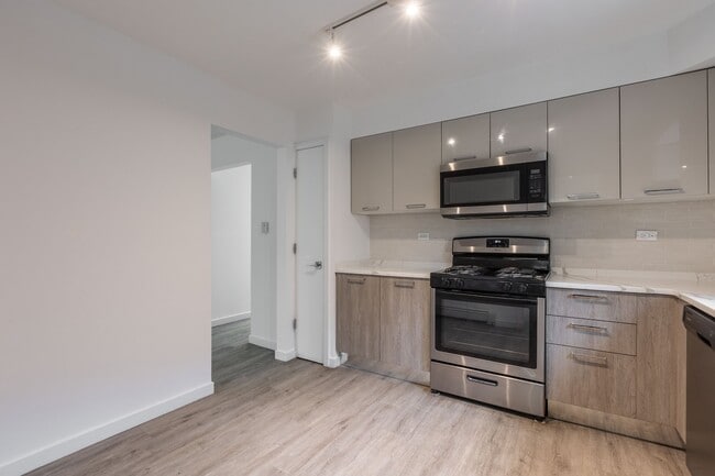 Photo - 7621 N Sheridan Rd Unit 1K