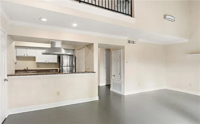 Photo - 351 Jackson Ave