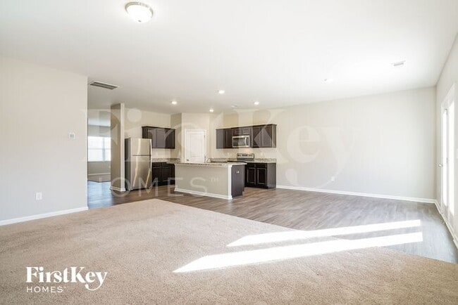 Photo - 56 Cottontail Ln