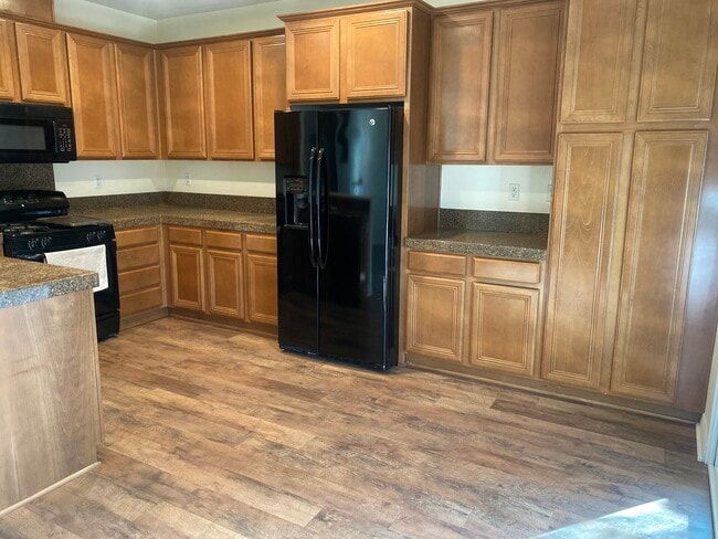 Photo - 1898 El Nido Ave