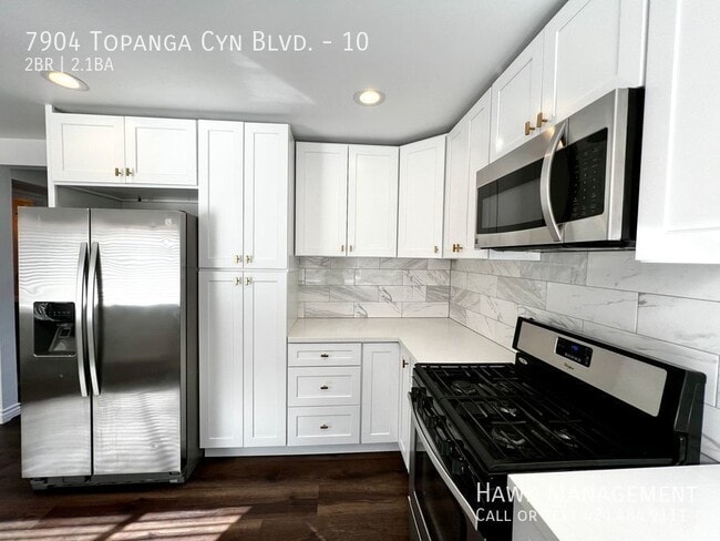Photo - 7904 Topanga Canyon Blvd