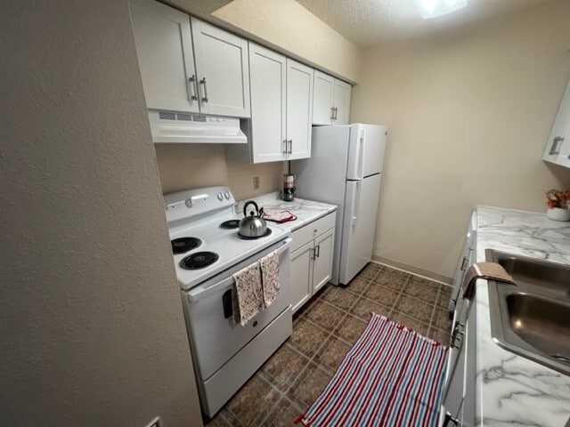 Cocina mejorada - Walnut Trails Apartments