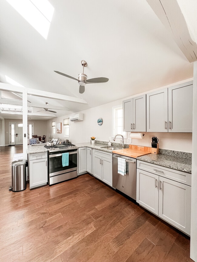 Photo - 12 Atlantic Ave Unit 3