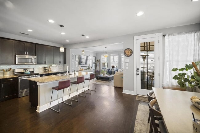 Photo - Room in House on Double Oaks Rd