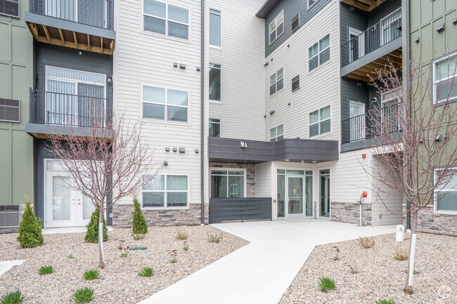 Riverchase Apartments