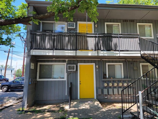 Photo - 903 Springdale Rd Apartment Unit H