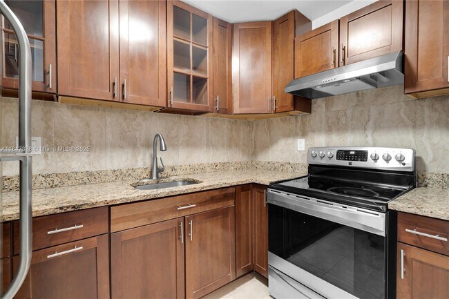 Photo - 11398 Royal Palm Blvd Unit 11398
