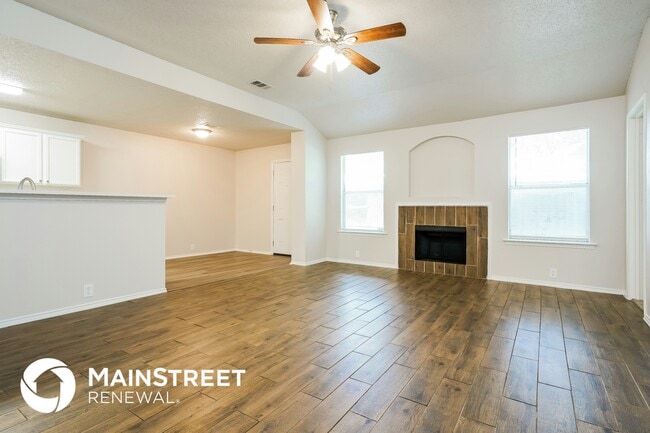 Photo - 111 Oakhurst Dr