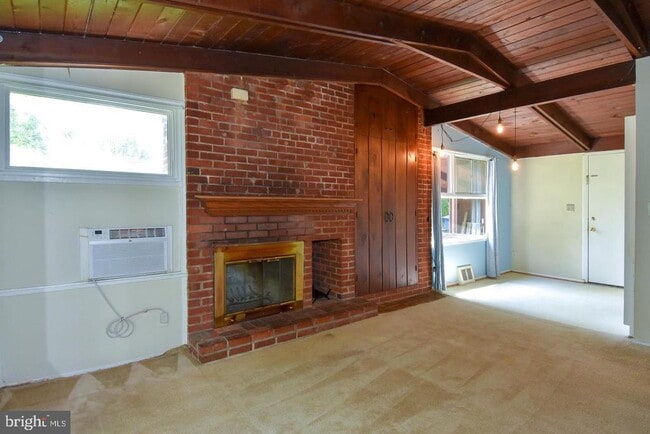 Photo - 3415 Gallows Rd