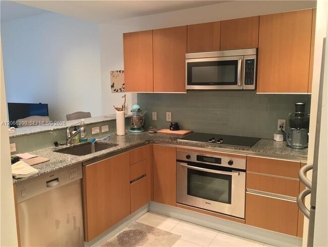 Photo - 1050 Brickell Ave Unit 2322