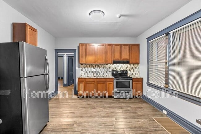 Photo - 4040 Shreve Ave