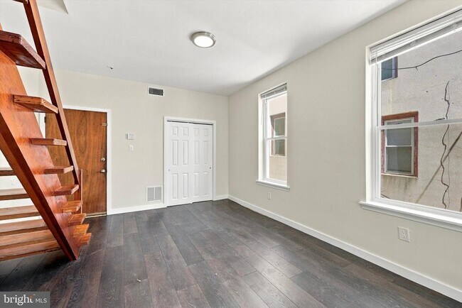 1716 Mt Vernon St Unit 2/3R