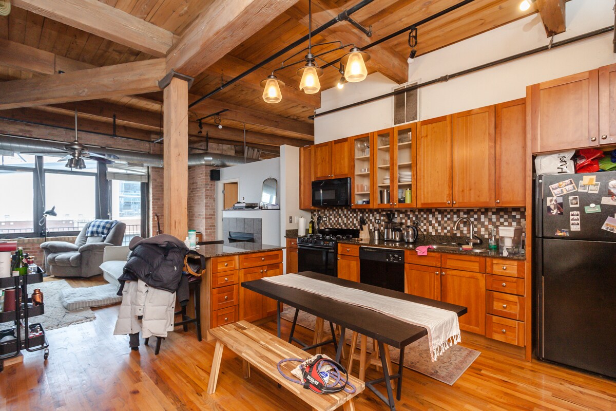 Photo - 625 W Jackson Blvd (Chicago, IL)