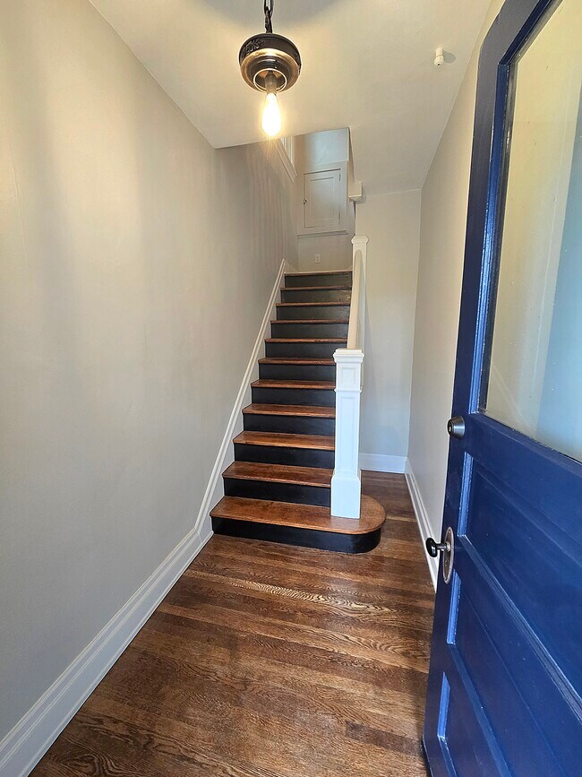 Photo - 2032 Elm Ave Unidad 2