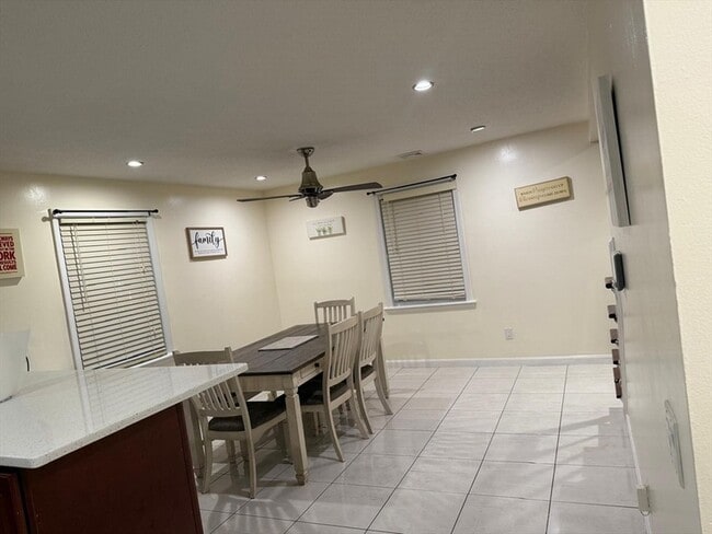 Photo - 25 Pershing St