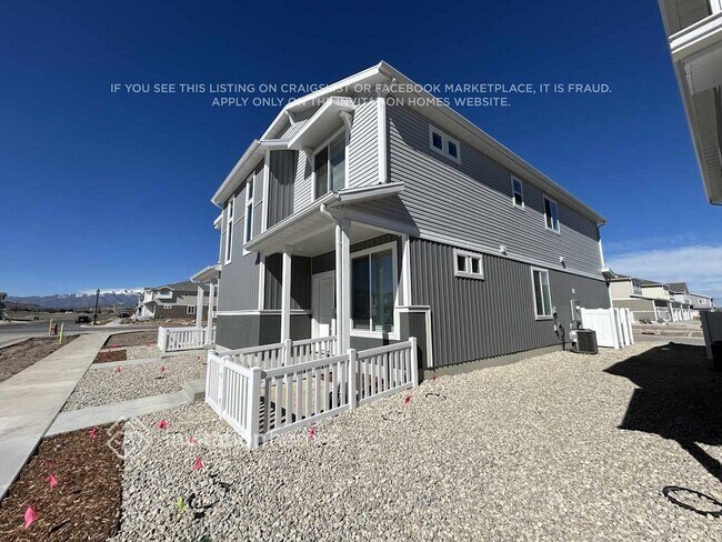 Photo - 244 Harker Creek St