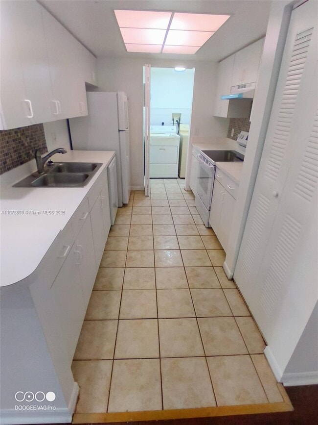 Photo - 4183 N Haverhill Rd Unit 712