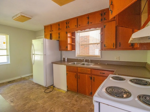 Photo - 9877 Redcliff Rd