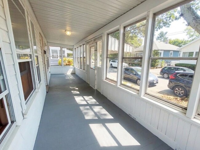 Photo - 135 Safford St Unit 1
