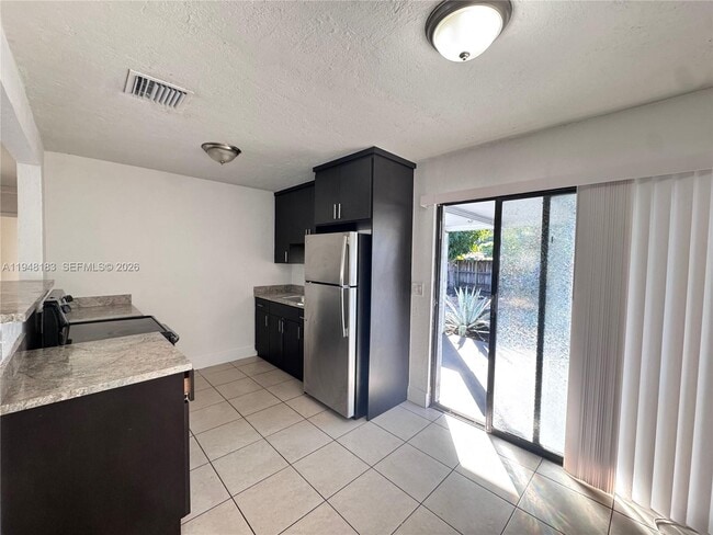 Photo - 4851 SW 44th Ave