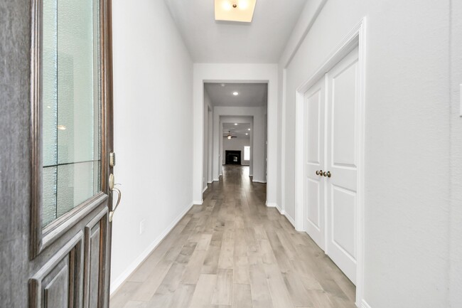 Photo - 9019 Emerald Cane Dr