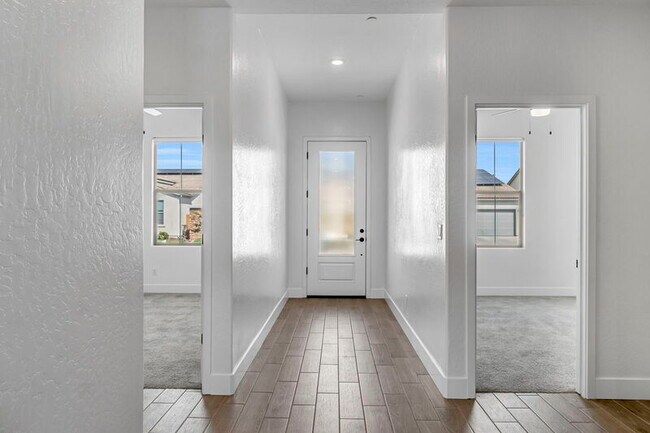 Photo - 7153 E Harvard Ave