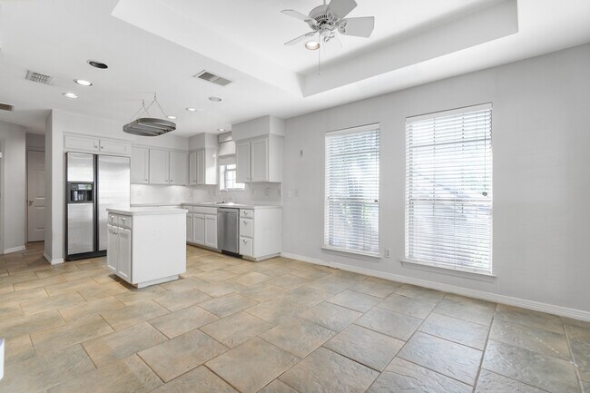 Photo - 4919 Saddleback Rd