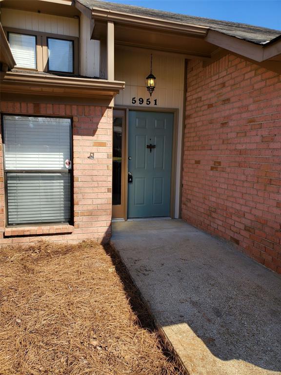 Building Photo - 5951 Carmel Dr