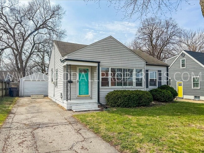 Building Photo - Charming 2 bedroom 1 bath home in Beaverdale area!