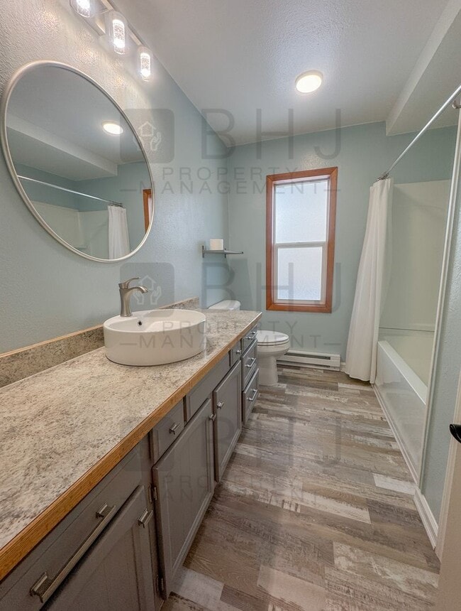 Photo - Newly Updated 4 bed/ 2 bath Single Family Home!