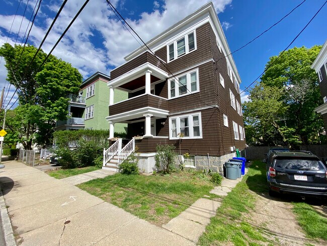 Photo - 12 St Peter St Unit 1