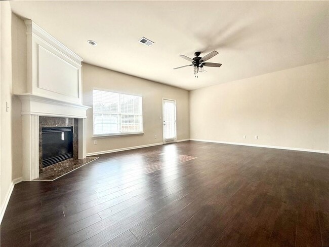 Photo - 5579 Lindeman Ln