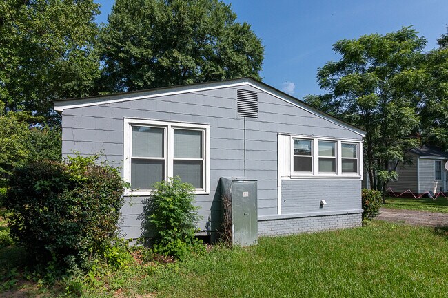 Photo - 450 Virginia St