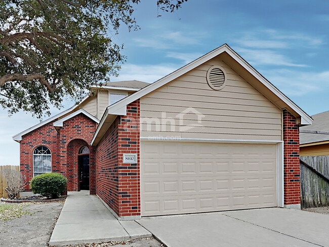 Building Photo - 8610 Still Moon