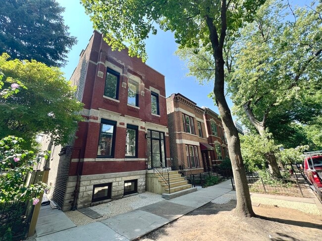 Photo - 822 N Winchester Ave Condo Unit 2F