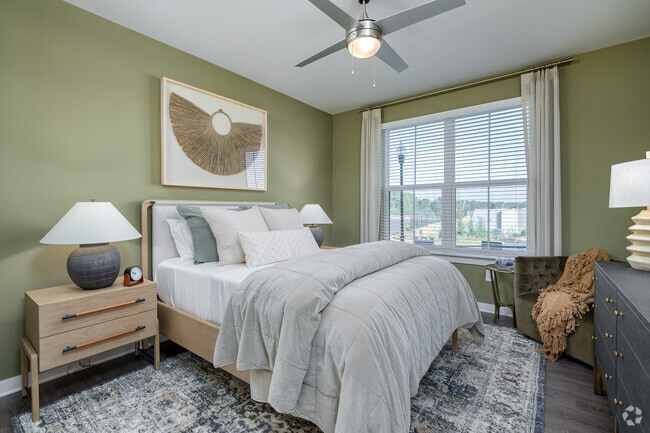 2BR, 2BA - 1,142SF - Bedroom Two - Union Green
