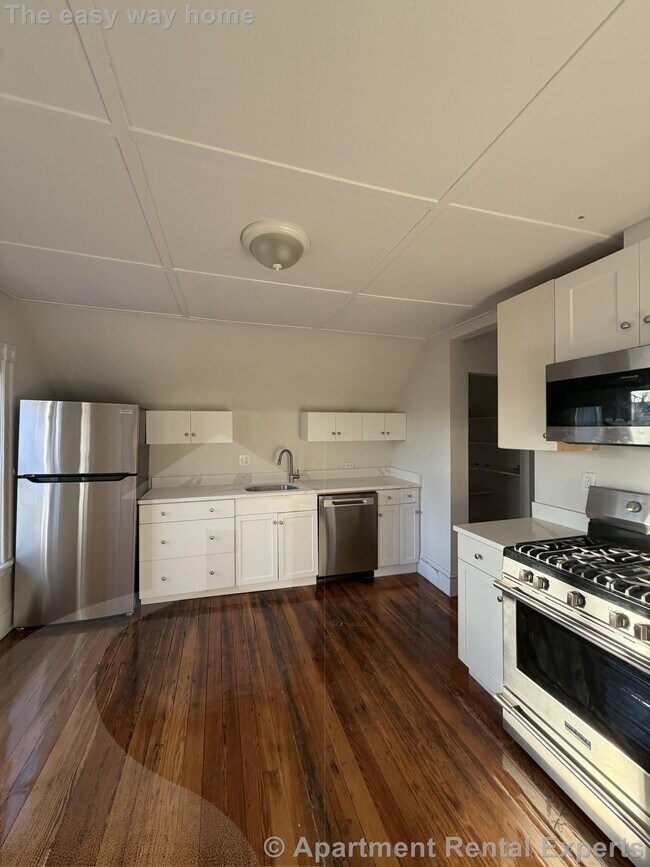 Photo - 94 Morrison Ave