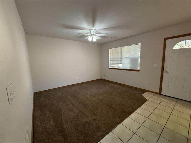 Photo - 601 Dogwood Ave