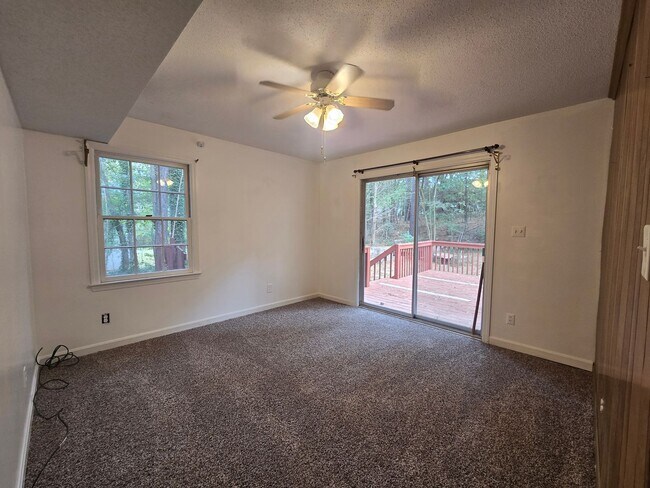 Photo - Is It Durham or Chapel Hill? Amazing Locat...