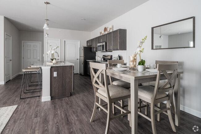 Miller Crossing Apartments & Villas