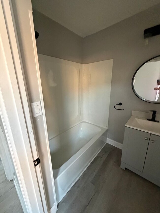 Photo - 253 S 13th St Unidad 2nd Floor