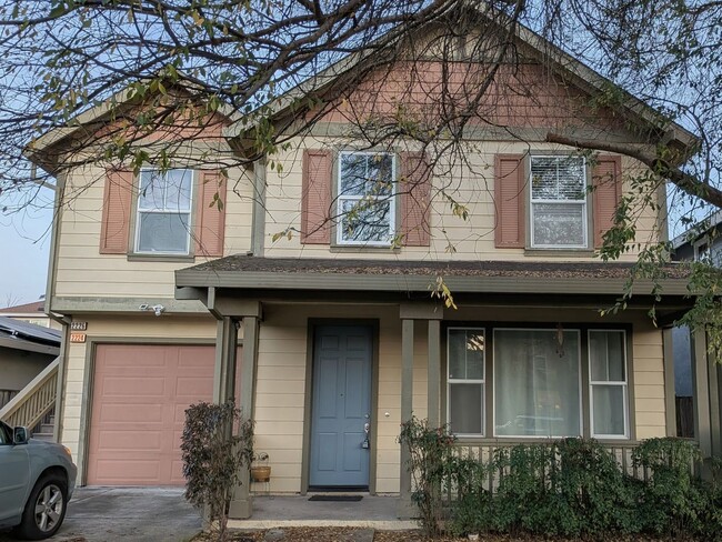 Building Photo - ro2224northview Unit 2226 - ADU