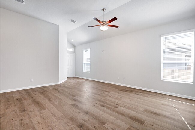 Photo - 324 Nespral Dr Condo