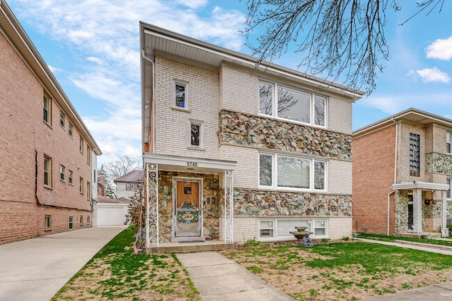 Photo - 5740 N Lowell Ave