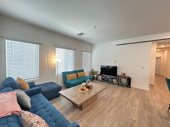 Photo - Gated Henderson 2-Bedroom 2.5-Bathroom Townhouse!