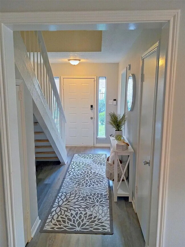 Photo - 800 Country Pl Dr Unit 909