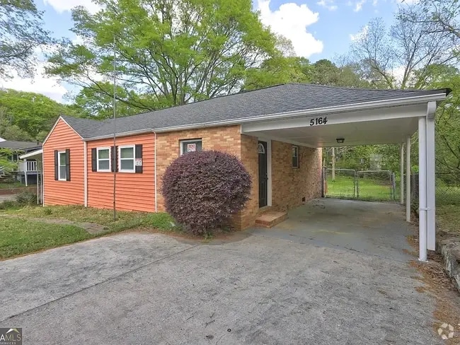 Building Photo - 5164 Phillips Dr Rental