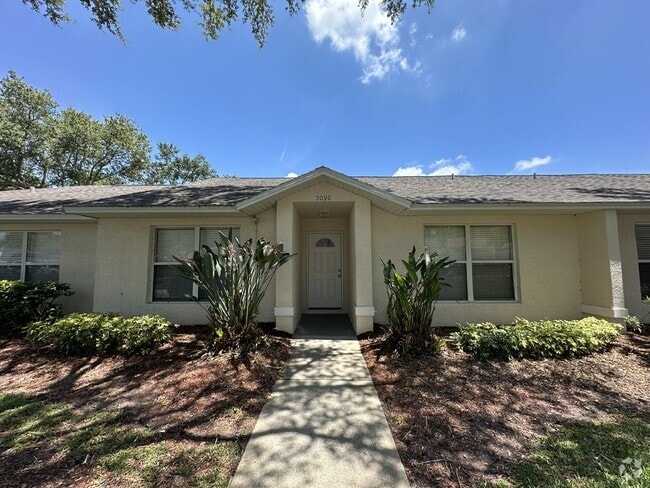 Building Photo - Charming 2-Bed, 2-Bath Home on Foxwood Dri...