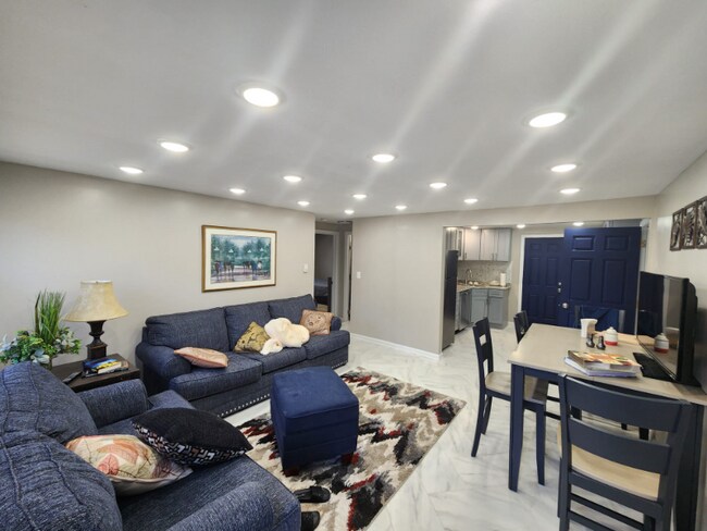 Photo - 80 Bicknell Rd Unit 22